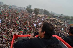 pakistan_tehreek-e-Insaf_protest_against_drones